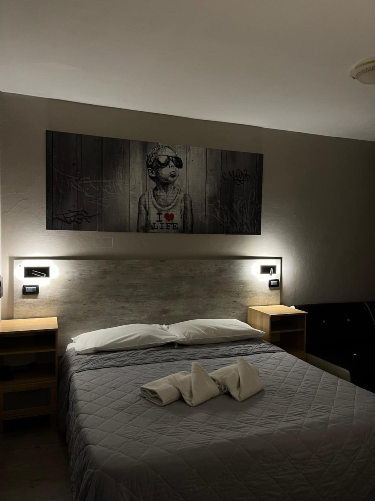 Hotel Pino Lerici Exteriör bild