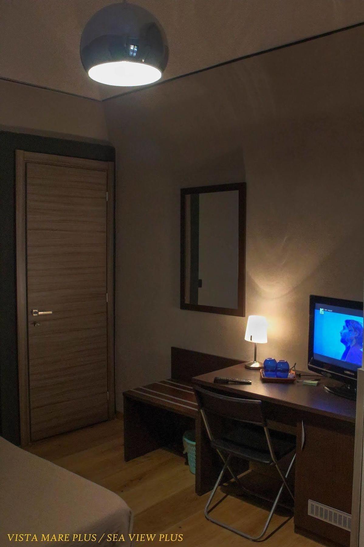 Hotel Pino Lerici Exteriör bild