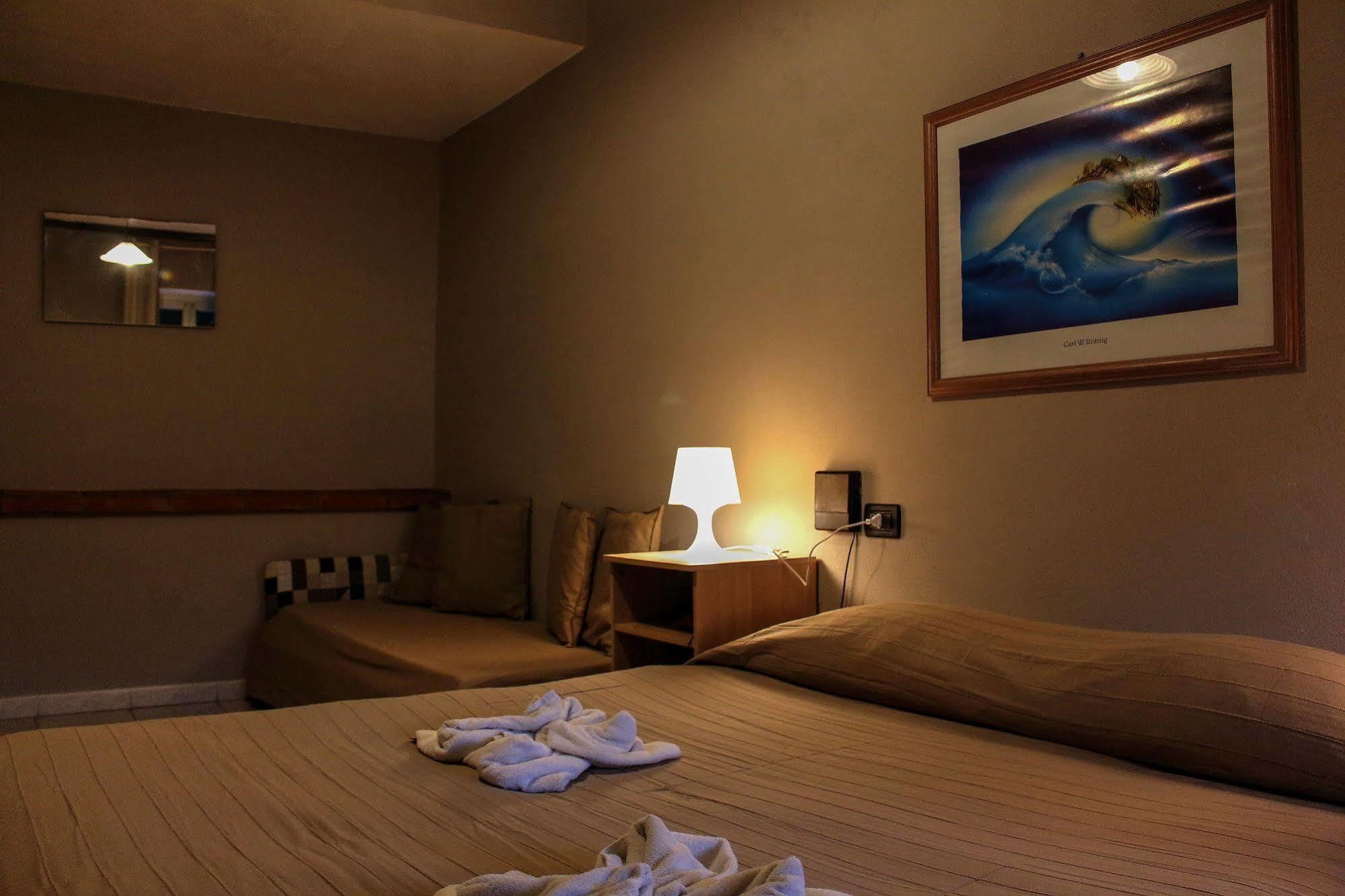 Hotel Pino Lerici Exteriör bild