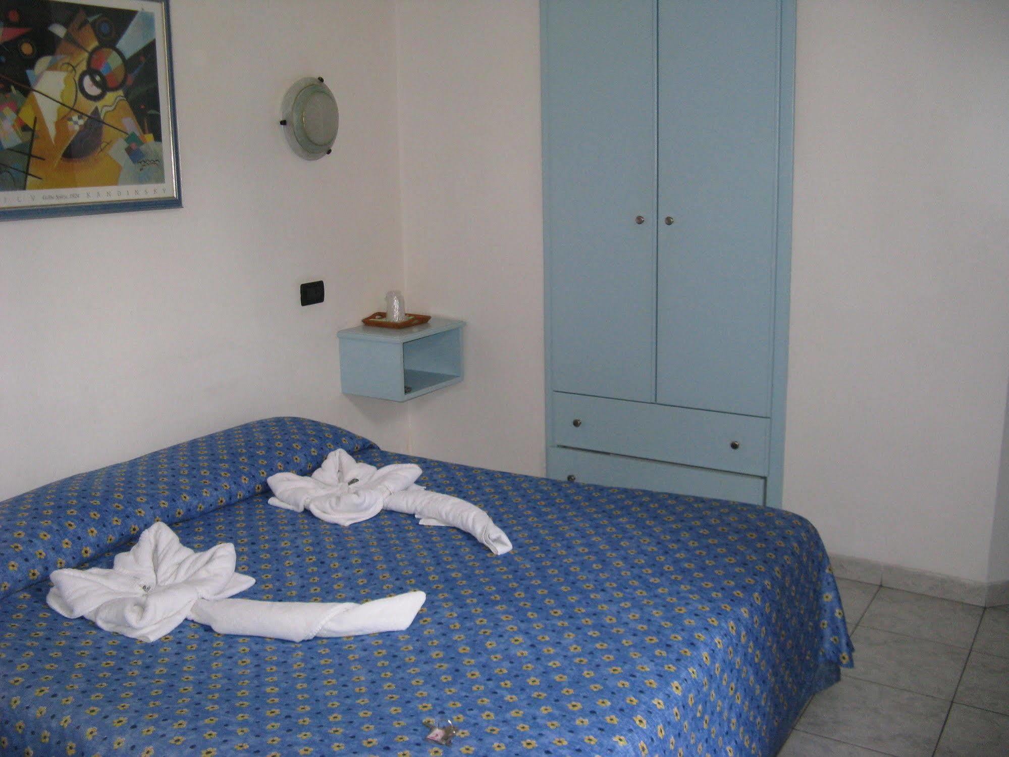 Hotel Pino Lerici Exteriör bild