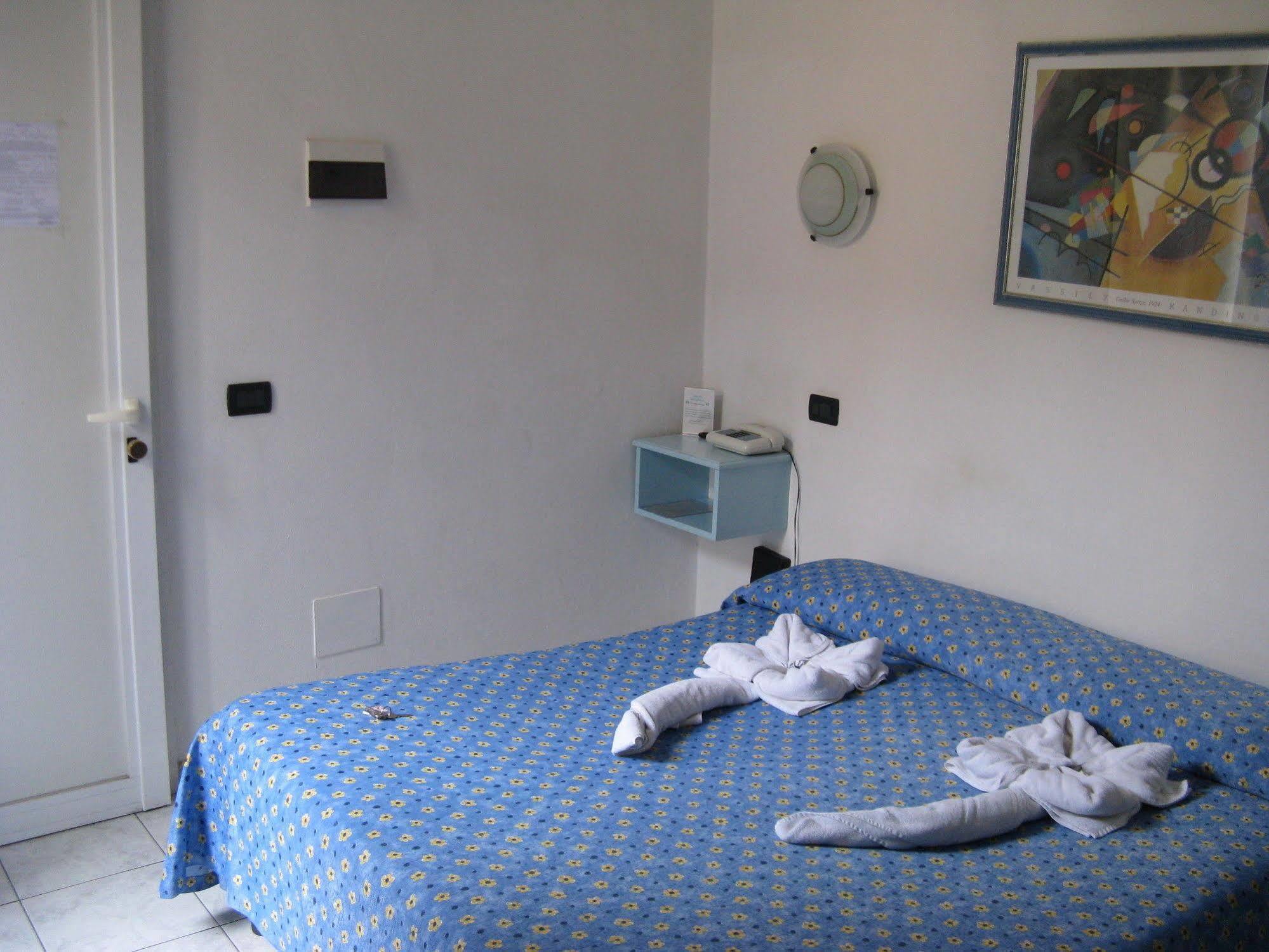 Hotel Pino Lerici Exteriör bild